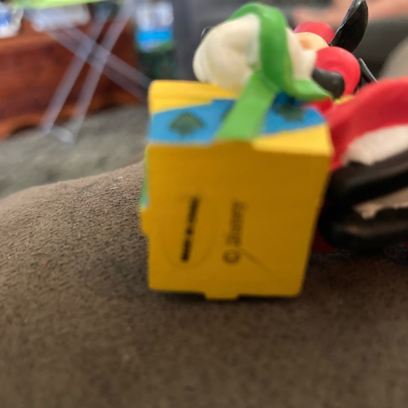 Walt Disneys Minnie Goofy Peter Pan Tinker Bell Ornaments - Picture 4 of 9